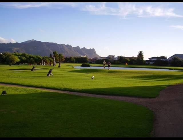 2 BEDROOM APARTMENT FOR SALE IN GREENWAYS